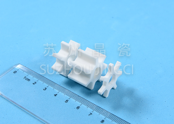 95% thiết bị gốm Alumina cho bơm dầu trong ứng dụng ô tô Chống ăn mòn cao