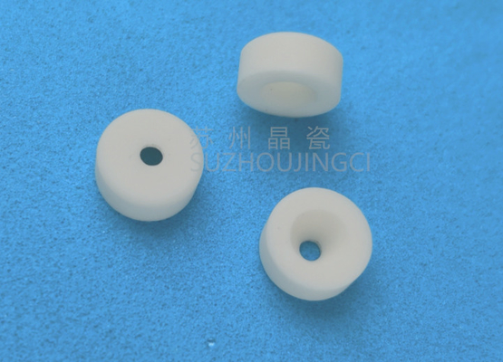 φ6,8xh3mm 96% Alumina Vòi phun gốm sứ